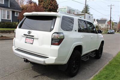 2018 Toyota 4Runner SR5 Premium   - Photo 5 - Seattle, WA 98103