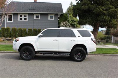 2018 Toyota 4Runner SR5 Premium   - Photo 8 - Seattle, WA 98103