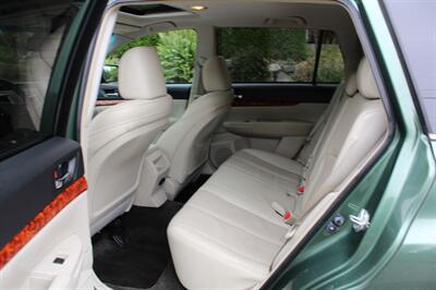 2012 Subaru Outback 2.5i Limited   - Photo 9 - Seattle, WA 98103