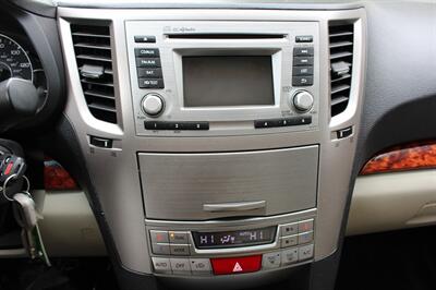 2012 Subaru Outback 2.5i Limited   - Photo 16 - Seattle, WA 98103