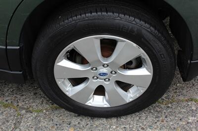 2012 Subaru Outback 2.5i Limited   - Photo 11 - Seattle, WA 98103