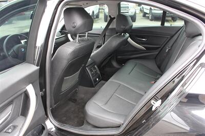 2018 BMW 3 Series 320i xDrive - Photo 11 - Mt.Vernon, WA 98273