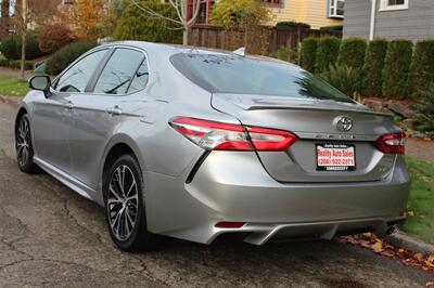 2020 Toyota Camry SE Nightshade   - Photo 7 - Seattle, WA 98103