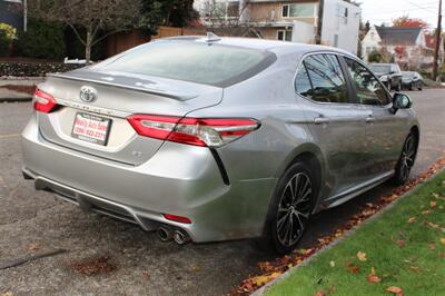 2020 Toyota Camry SE Nightshade   - Photo 5 - Seattle, WA 98103