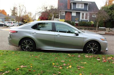 2020 Toyota Camry SE Nightshade   - Photo 4 - Seattle, WA 98103