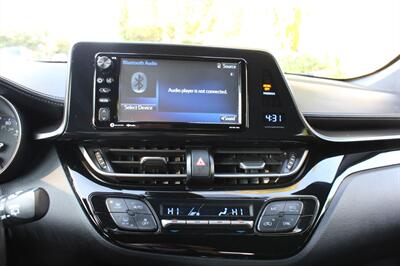 2018 Toyota C-HR XLE   - Photo 17 - Seattle, WA 98103