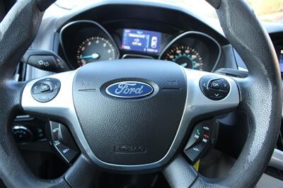 2013 Ford Focus SE   - Photo 14 - Seattle, WA 98103