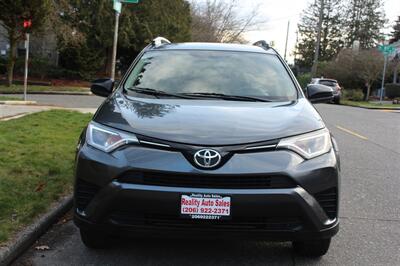 2016 Toyota RAV4 LE   - Photo 2 - Seattle, WA 98103