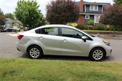 2015 Kia Rio LX   - Photo 4 - Seattle, WA 98103