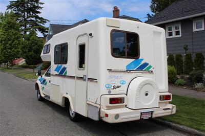 1993 Isuzu Rodeo Motorhome  RV - Photo 7 - Seattle, WA 98103