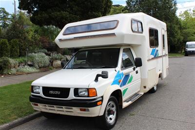 1993 Isuzu Rodeo Motorhome  RV - Photo 1 - Seattle, WA 98103