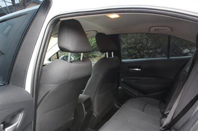 2020 Toyota Corolla LE   - Photo 11 - Seattle, WA 98103