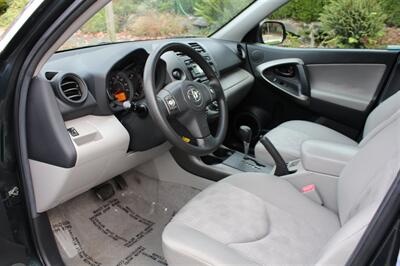 2012 Toyota RAV4   - Photo 9 - Seattle, WA 98103