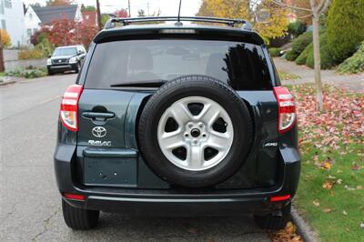 2012 Toyota RAV4   - Photo 6 - Seattle, WA 98103