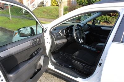 2015 Subaru Outback 2.5i   - Photo 9 - Seattle, WA 98103