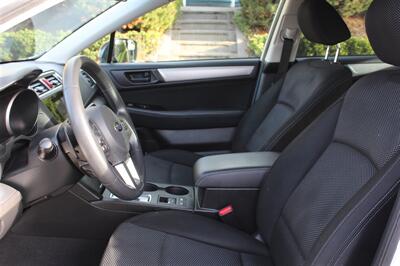 2015 Subaru Outback 2.5i   - Photo 10 - Seattle, WA 98103