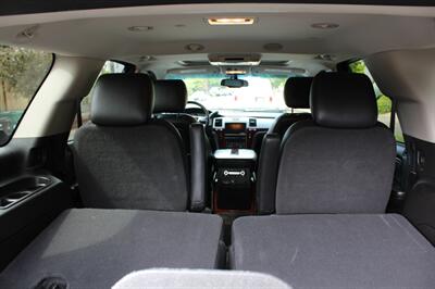 2011 Cadillac Escalade Premium   - Photo 16 - Seattle, WA 98103