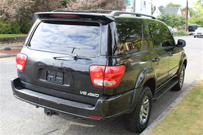 2006 Toyota Sequoia Limited   - Photo 5 - Seattle, WA 98103
