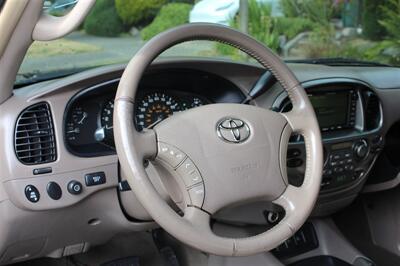 2006 Toyota Sequoia Limited   - Photo 9 - Seattle, WA 98103