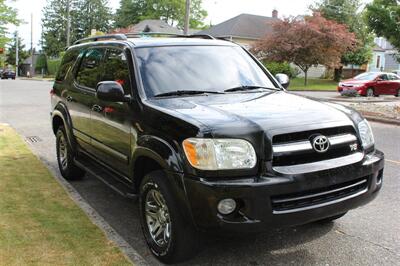 2006 Toyota Sequoia Limited   - Photo 3 - Seattle, WA 98103