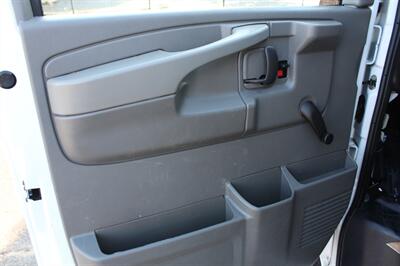 2009 Chevrolet Express 2500   - Photo 9 - Seattle, WA 98103