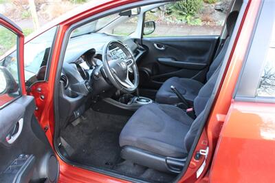 2012 Honda Fit Sport   - Photo 9 - Seattle, WA 98103