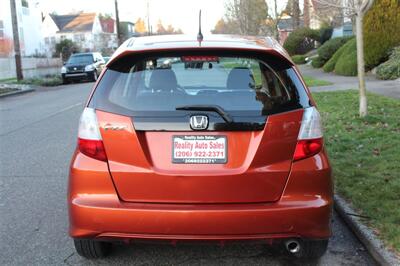 2012 Honda Fit Sport   - Photo 6 - Seattle, WA 98103