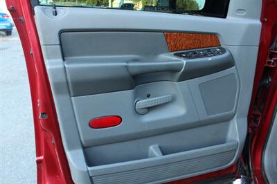 2006 Dodge Ram 2500 SLT - Photo 12 - Mt.Vernon, WA 98273