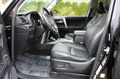 2016 Toyota 4Runner Limited   - Photo 10 - Seattle, WA 98103