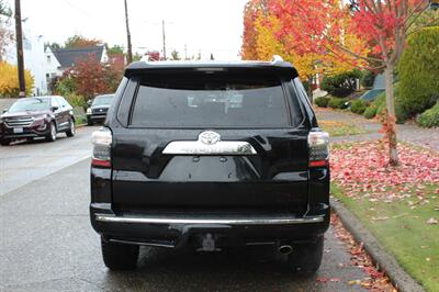 2016 Toyota 4Runner Limited   - Photo 6 - Seattle, WA 98103