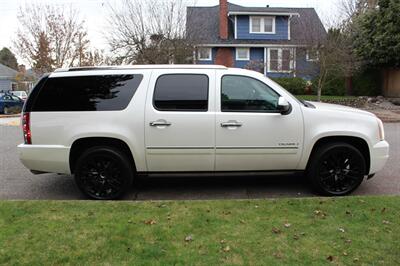 2011 GMC Yukon XL Denali - Photo 4 - Seattle, WA 98103