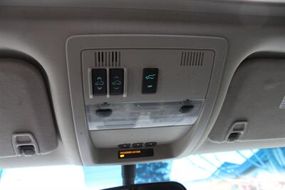 2011 GMC Yukon XL Denali - Photo 15 - Seattle, WA 98103