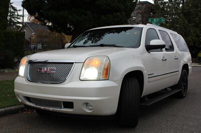 2011 GMC Yukon XL Denali - Photo 1 - Seattle, WA 98103