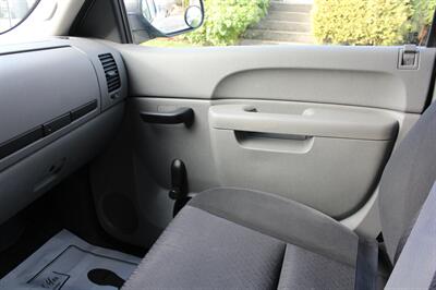 2011 Chevrolet Silverado 2500HD Work Truck   - Photo 10 - Seattle, WA 98103