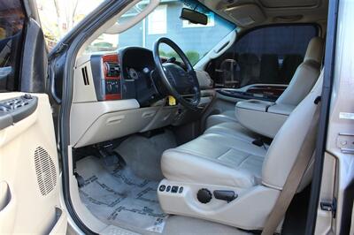 2006 Ford F-250 Lariat   - Photo 9 - Seattle, WA 98103