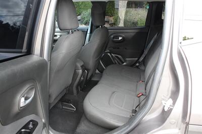 2021 Jeep Renegade Latitude   - Photo 12 - Seattle, WA 98103