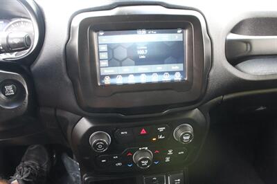 2021 Jeep Renegade Latitude   - Photo 20 - Seattle, WA 98103
