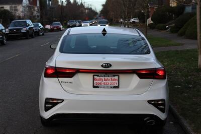 2019 Kia Forte LXS   - Photo 6 - Seattle, WA 98103