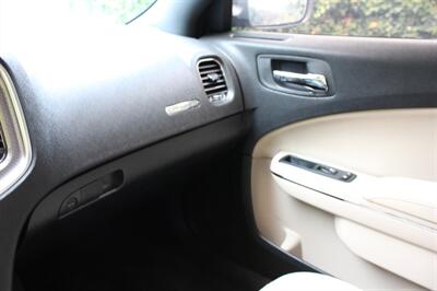 2013 Dodge Charger SE - Photo 18 - Seattle, WA 98103