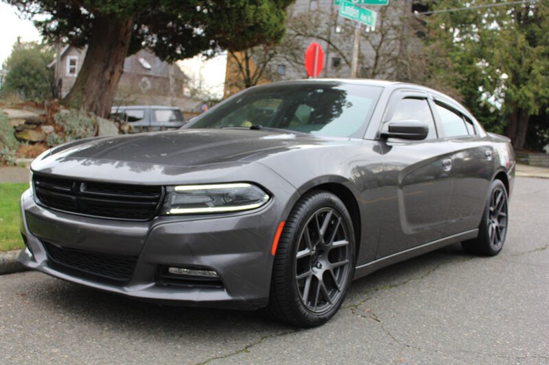 2015 Dodge Charger SXT  