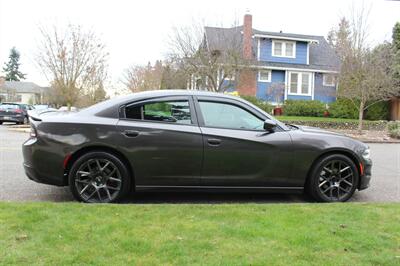 2015 Dodge Charger SXT - Photo 4 - Seattle, WA 98103