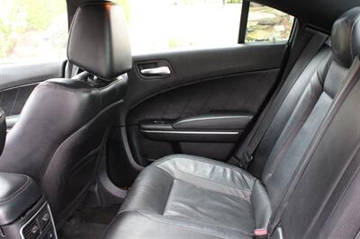 2015 Dodge Charger SXT - Photo 11 - Seattle, WA 98103