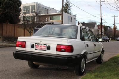 1992 Geo Prizm LSi   - Photo 4 - Seattle, WA 98103