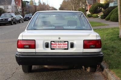 1992 Geo Prizm LSi   - Photo 5 - Seattle, WA 98103