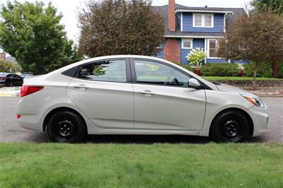 2017 Hyundai ACCENT SE   - Photo 4 - Seattle, WA 98103