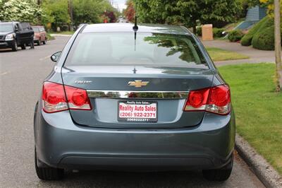 2012 Chevrolet Cruze LS   - Photo 6 - Seattle, WA 98103