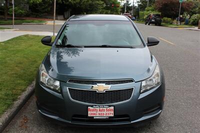 2012 Chevrolet Cruze LS   - Photo 2 - Seattle, WA 98103