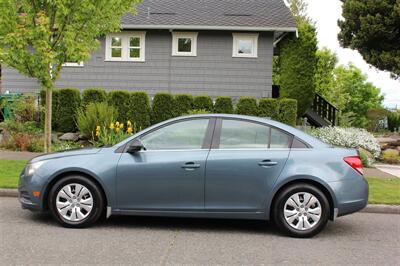 2012 Chevrolet Cruze LS   - Photo 8 - Seattle, WA 98103