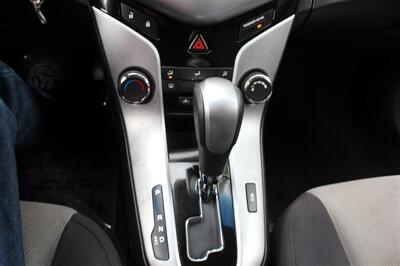 2012 Chevrolet Cruze LS   - Photo 21 - Seattle, WA 98103