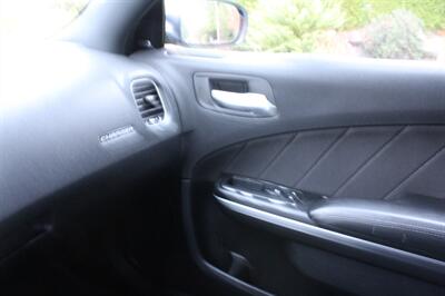 2016 Dodge Charger SXT   - Photo 17 - Seattle, WA 98103
